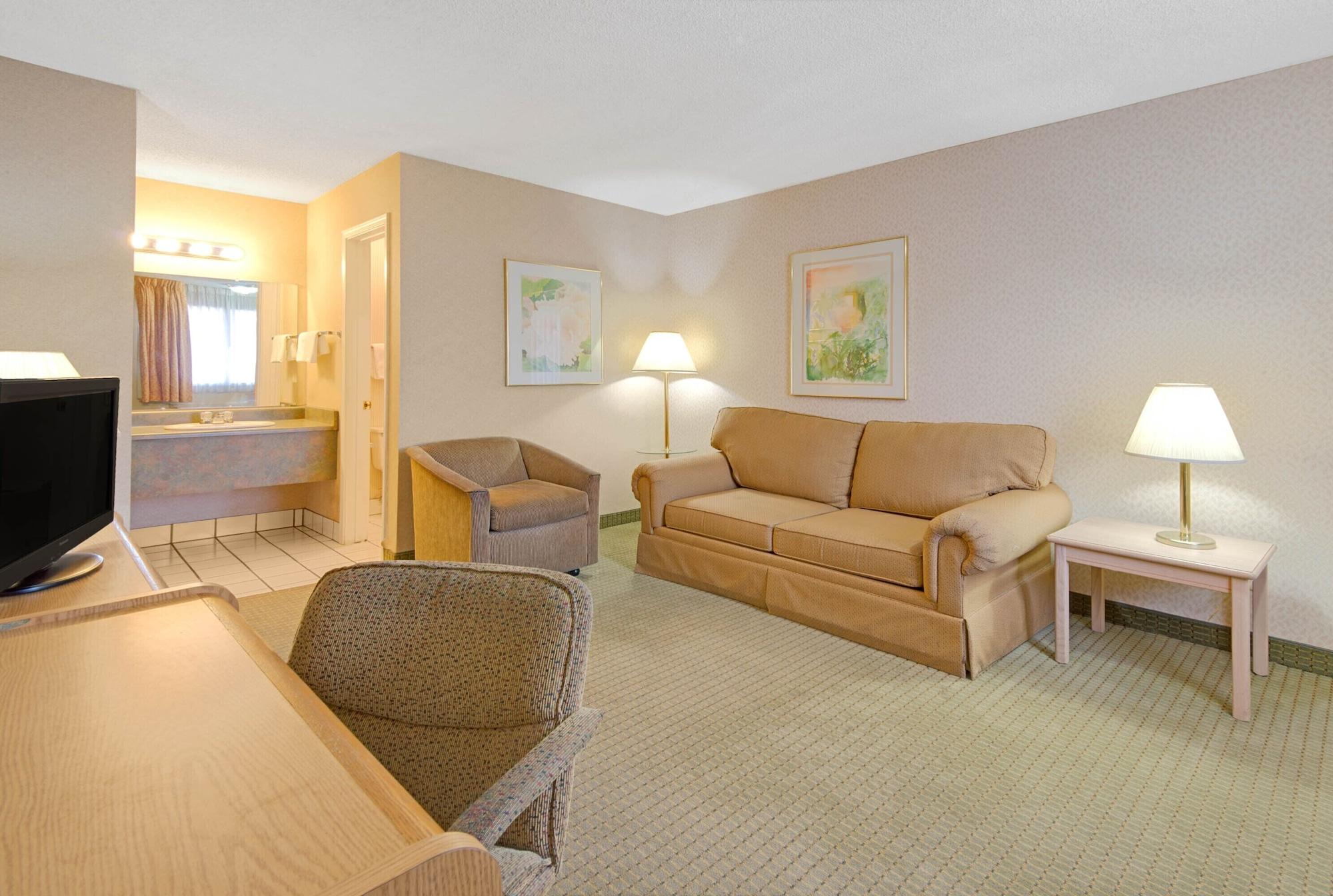 Midtown Inn & Suites Albuquerque Bagian luar foto