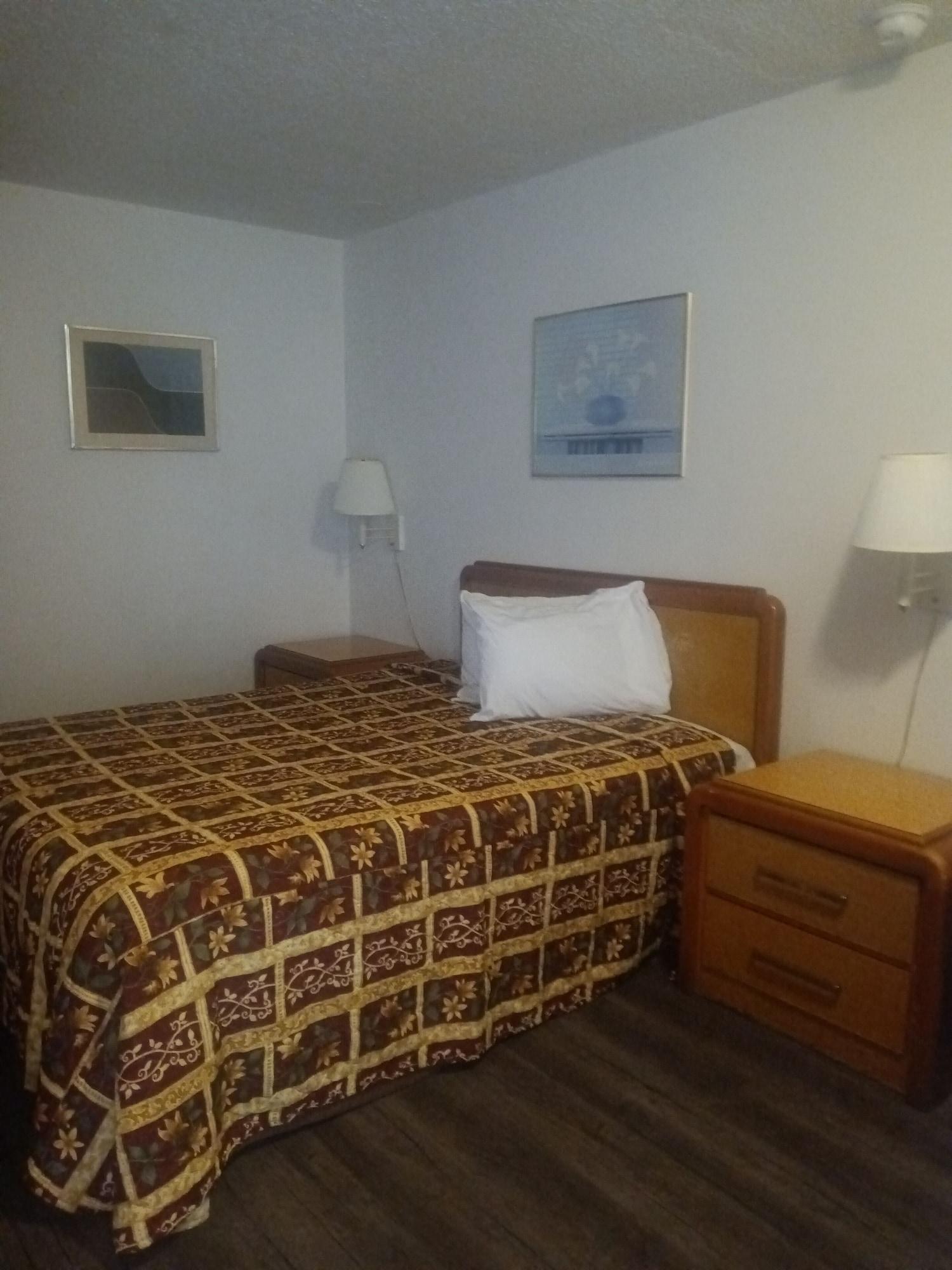 Midtown Inn & Suites Albuquerque Bagian luar foto