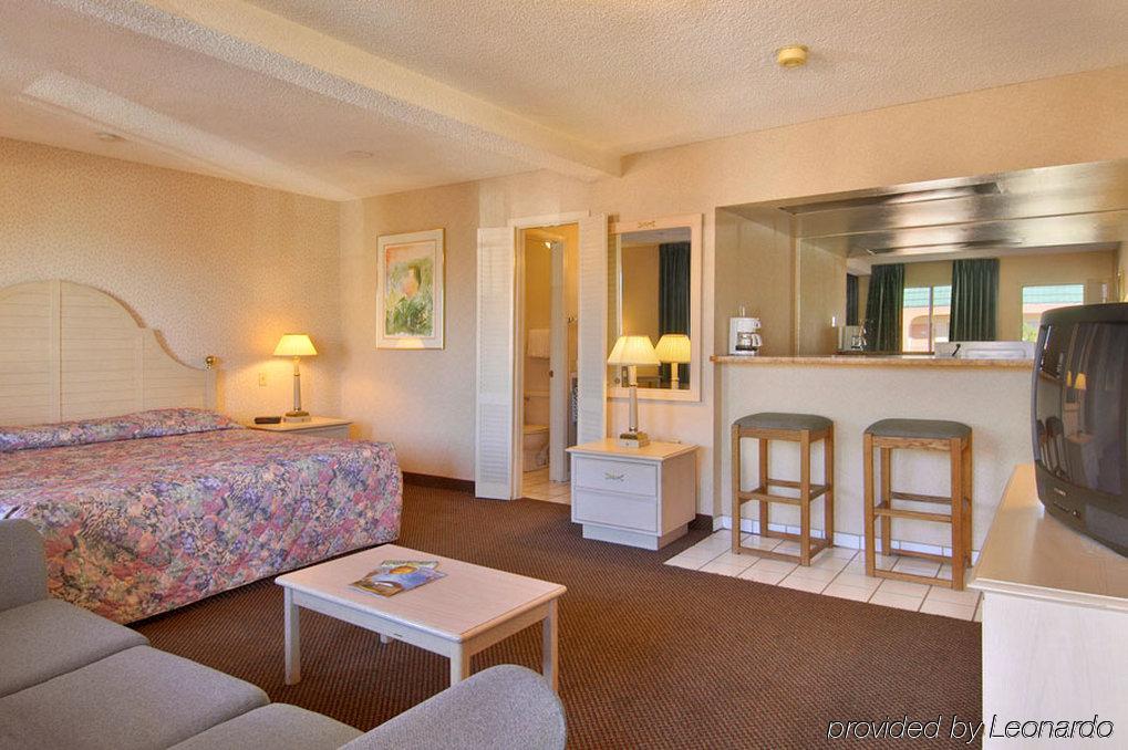 Midtown Inn & Suites Albuquerque Ruang foto