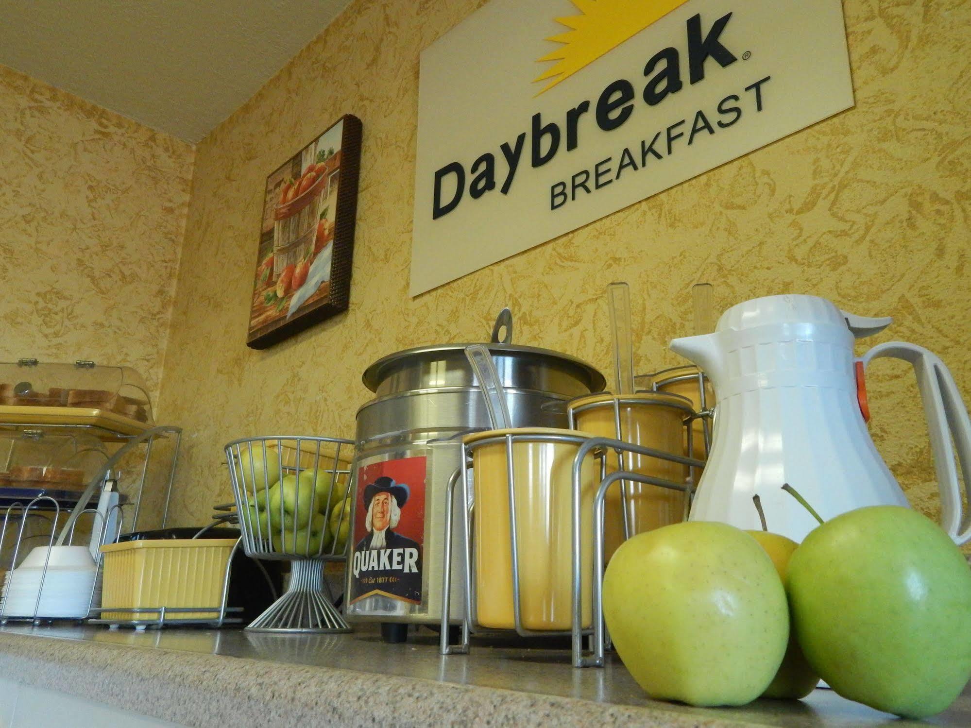 Midtown Inn & Suites Albuquerque Bagian luar foto