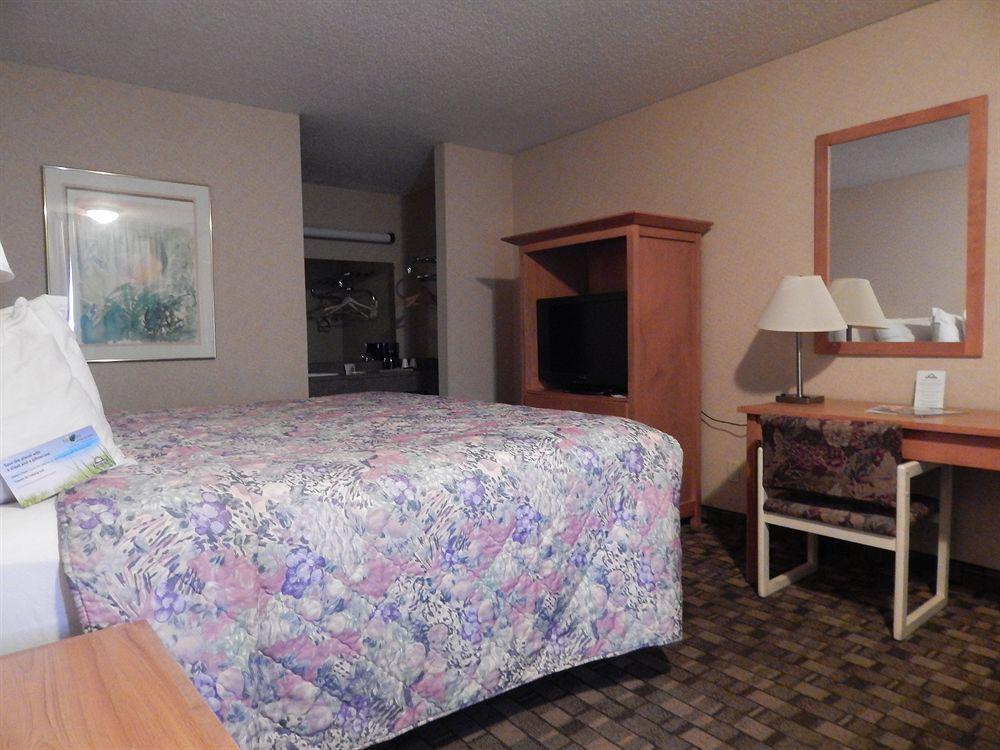 Midtown Inn & Suites Albuquerque Bagian luar foto