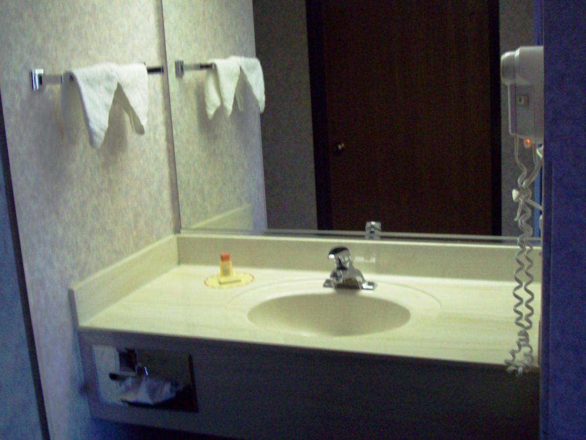 Midtown Inn & Suites Albuquerque Bagian luar foto